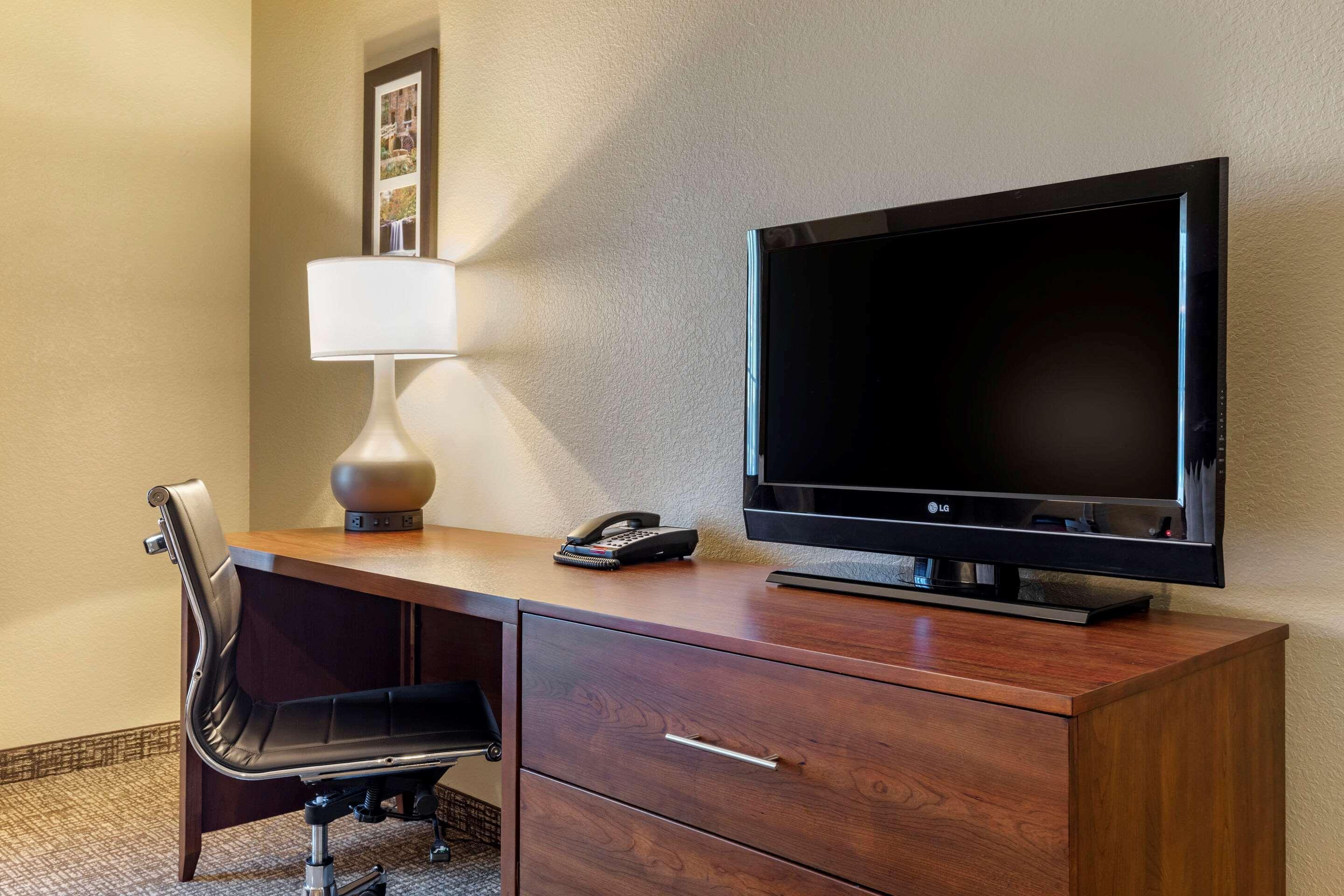 Comfort Inn & Suites Russellville I-40 Kültér fotó