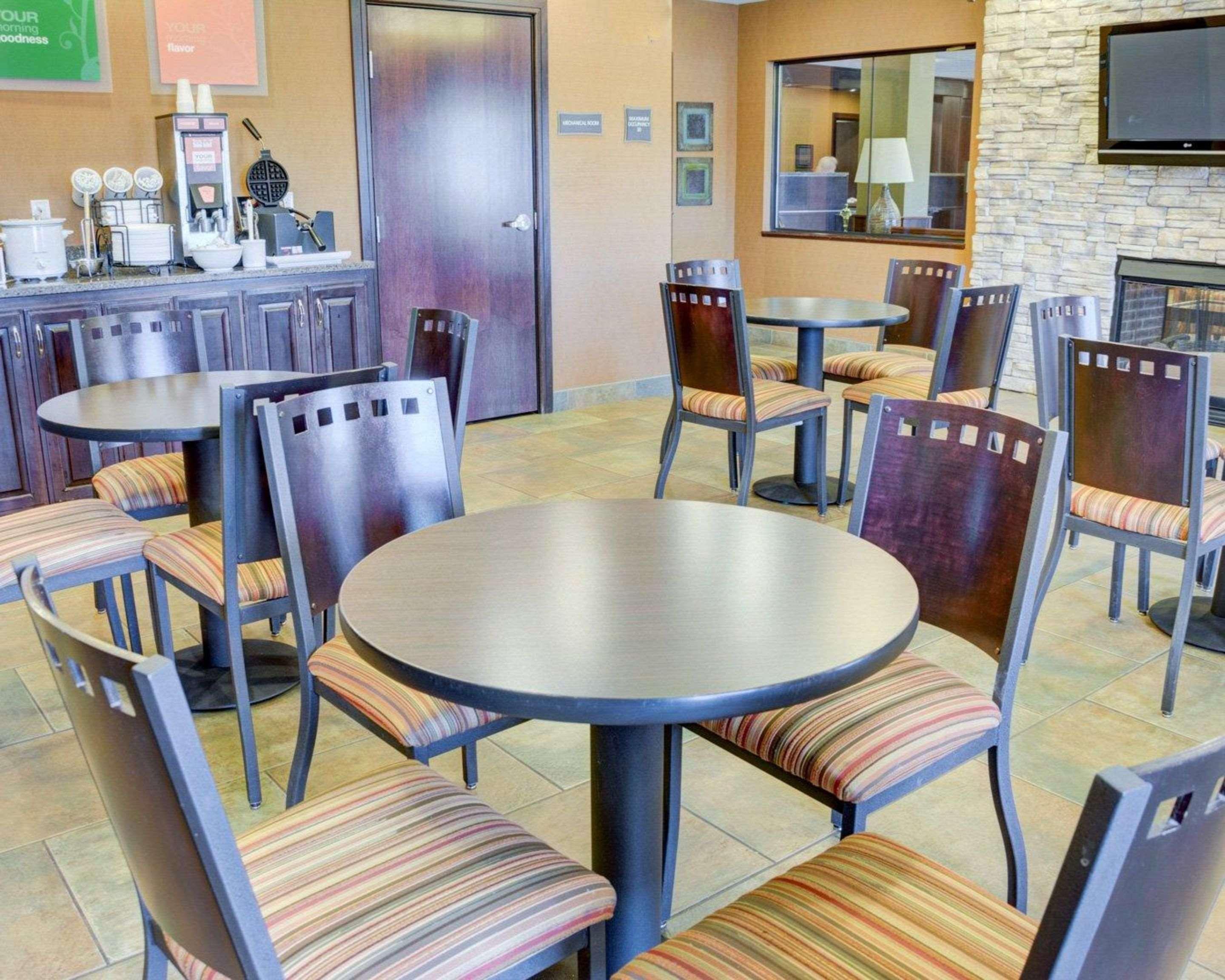 Comfort Inn & Suites Russellville I-40 Kültér fotó
